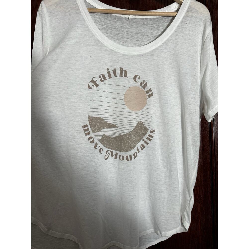 Maurices Faith Can Move Mountains Graphic Tee XL White Scoop Neck Relaxed Fit